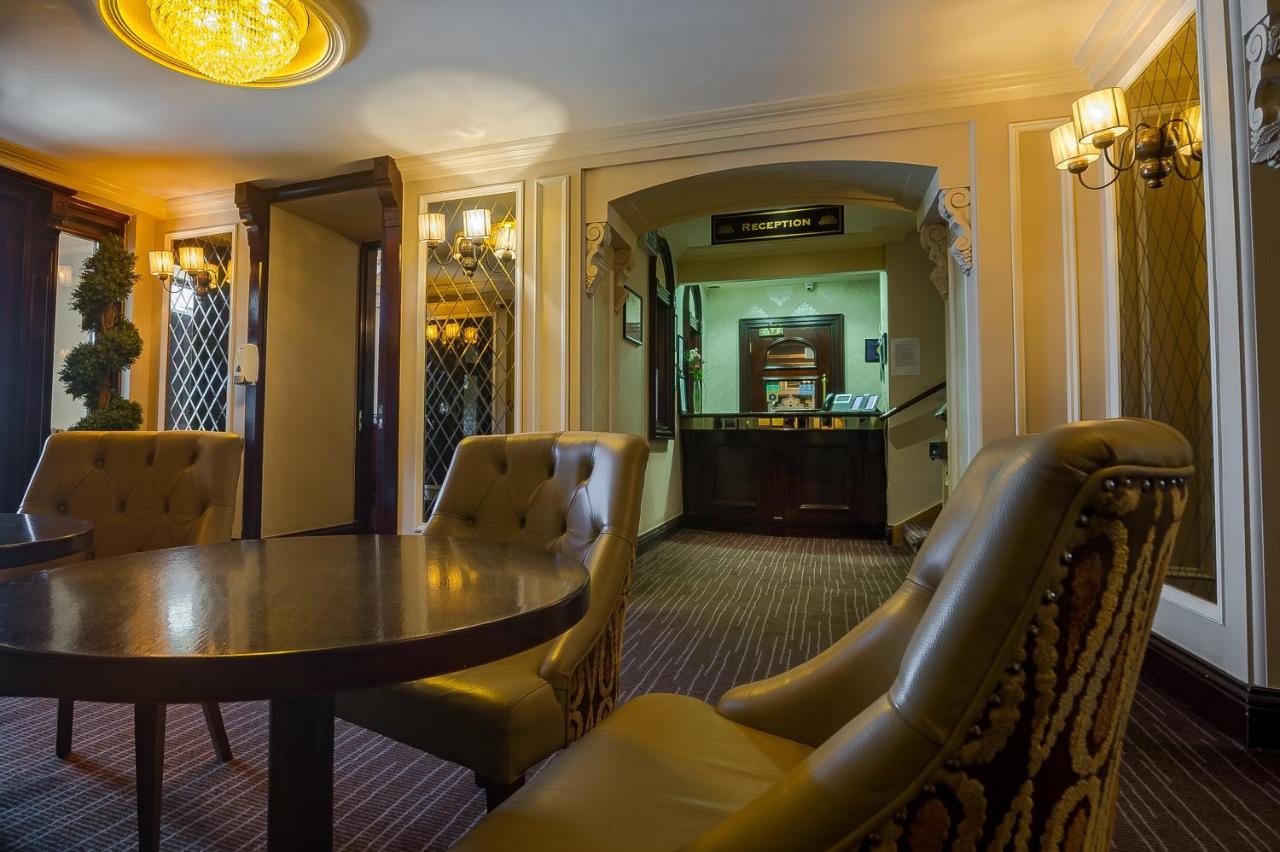 The Carraig Hotel キャリック・オン・サイア エクステリア 写真